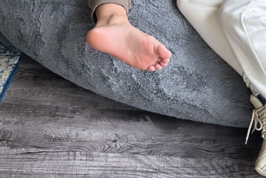 Maria Legarda Feet